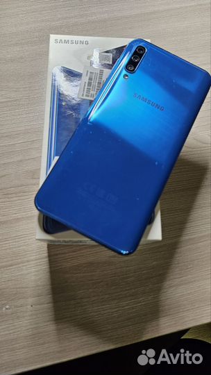 Samsung Galaxy A50, 6/128 ГБ