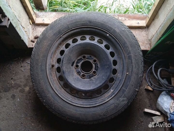 Goodyear Eagle NCT5 205/60 R16