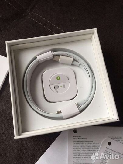 Airpods PRO + чехол