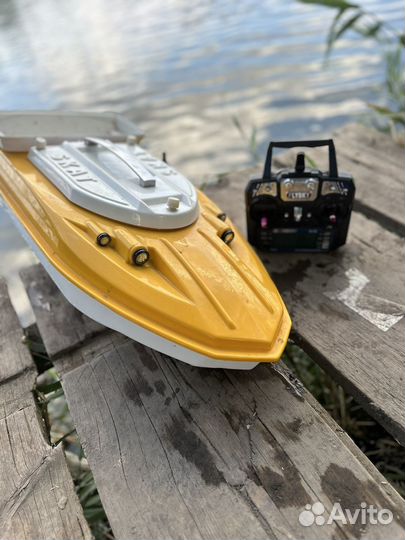 Прикормочный кораблик с gps бу