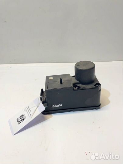 Компрессор центрального замка Volkswagen Passat B3