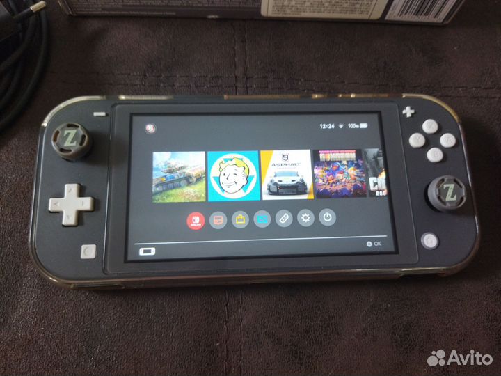 Nintendo switch lite с играми