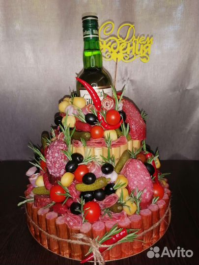 Торт из колбас