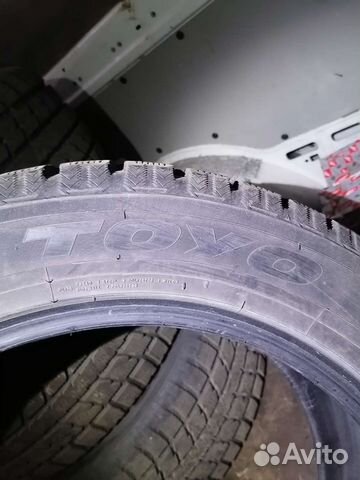 Continental ContiCrossContact Winter 275/40 R22