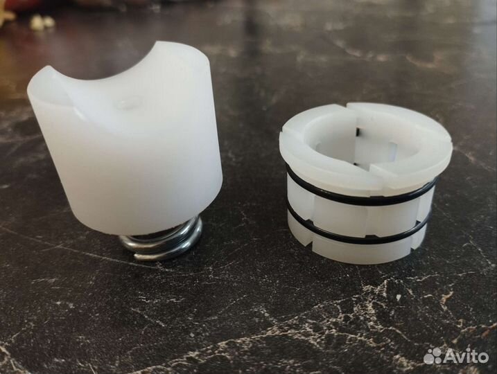 Тойота Сиента ремкомплект рулевой рейки