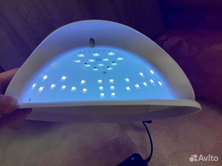 Новый набор: аппарат +лампа для маникюра