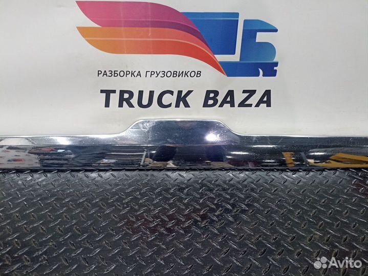 81611500124 Накладка капота Man TGA