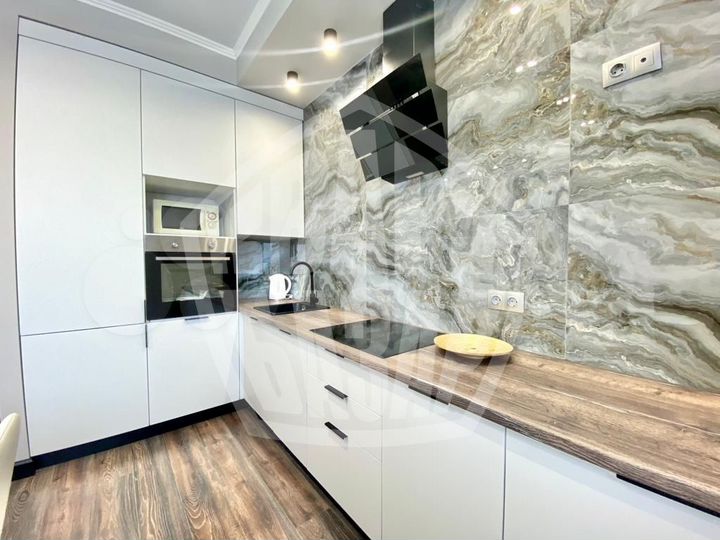 2-к. квартира, 63 м², 22/23 эт.