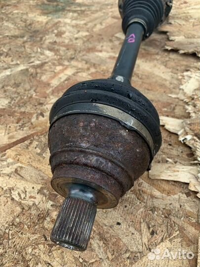 Привод передний левый Audi A3 8P(5хб) 2.0 CCZ