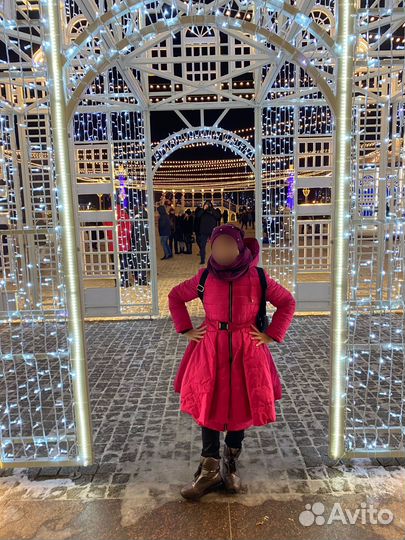 Продам куртку для девочки