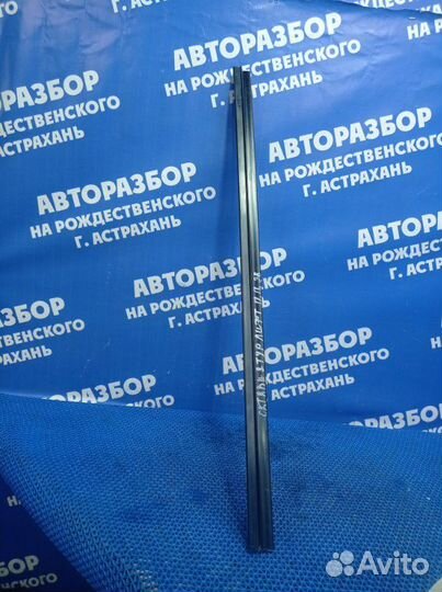 Бархотка двери Skoda Octavia Tour лифтбэк 2000