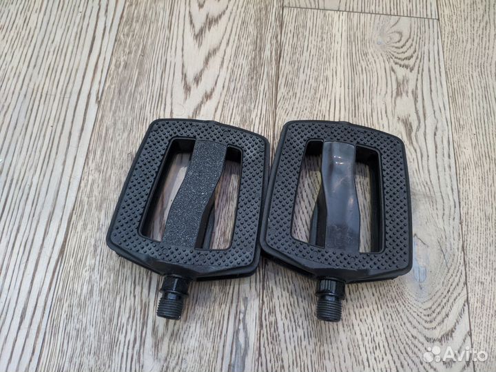 Педали для велосипеда