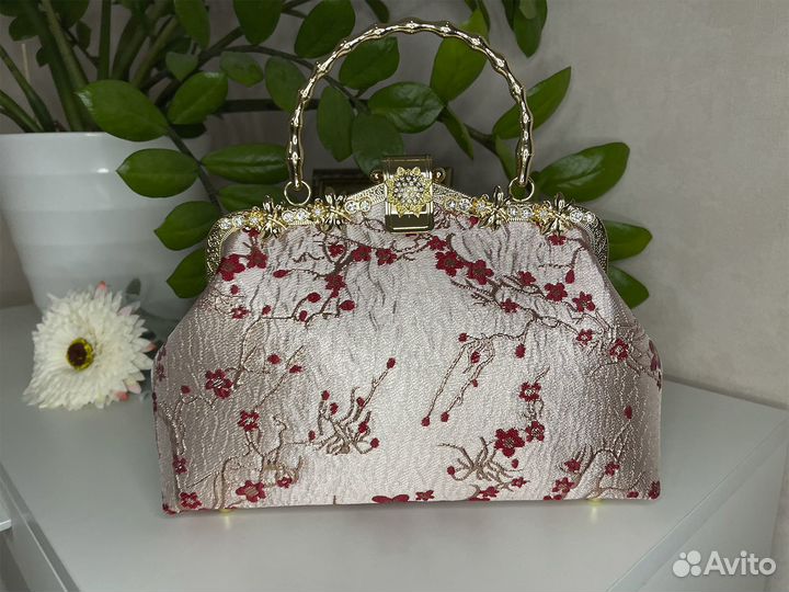 Сумка женская винтажная новая через плечо