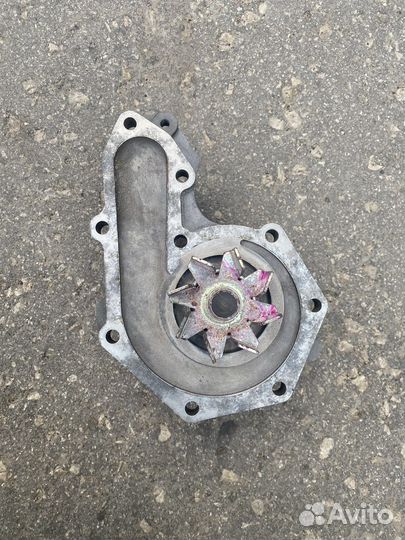 Водяной насос (помпа) на двигатель Renault F3R