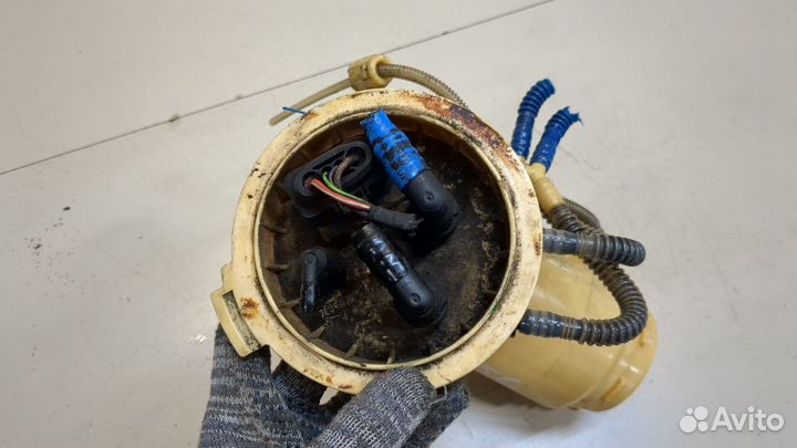 Насос топливный электрический Audi Q7, 2007