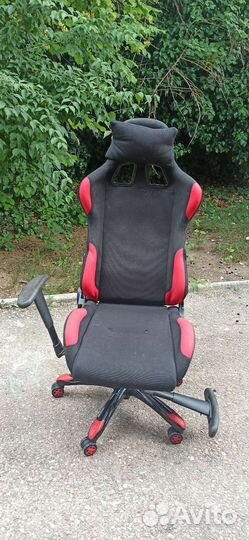 Компьютерное игровое кресло