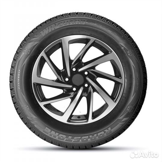 Roadstone Winguard WinSpike SUV 235/60 R18 107T