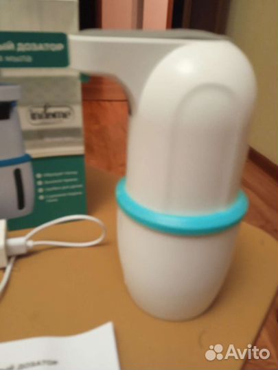 Дозатор пены для мытья рук