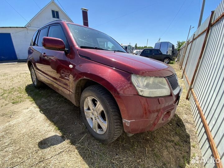 В разборе Сузуки Гранд Витара