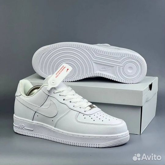 Nike Air Force 1 Low White с мехом