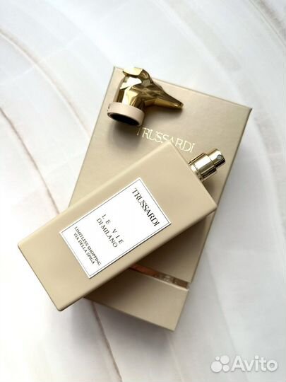 Распив Shopping Via della Spiga Trussardi