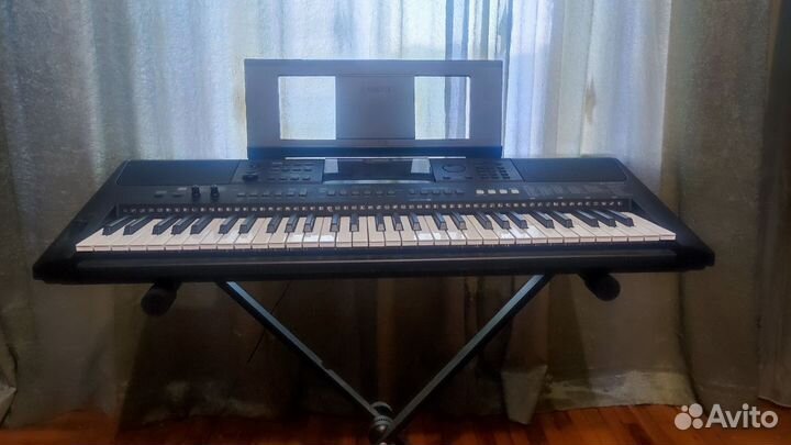 Yamaha psr e463