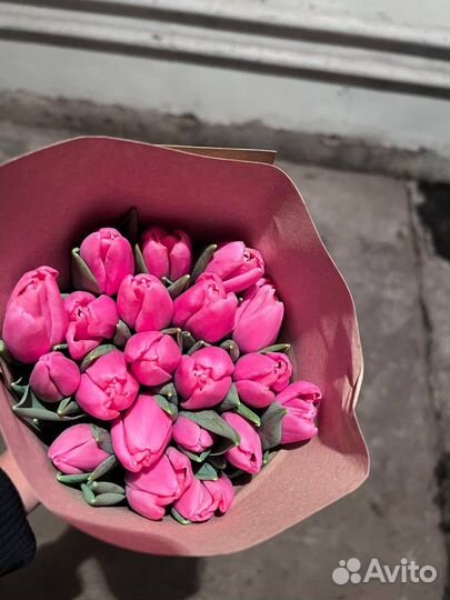 Тюльпаны к 8 марта оптом