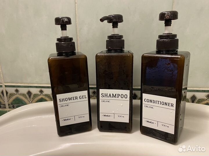 Набор бутылок для ванной