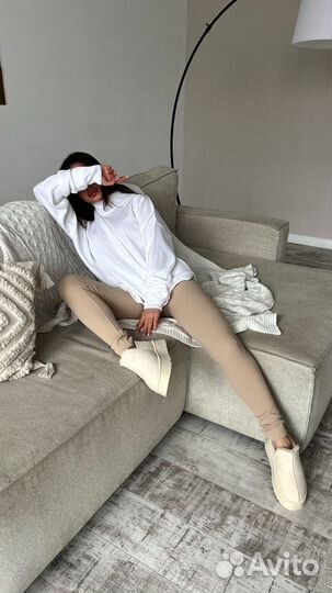 Легенсы и свитер