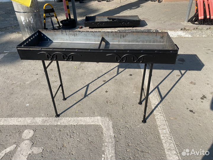 Мангал большой, высокий