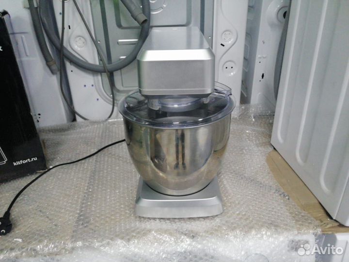 Кухонный комбайн Kitfort KT-1339