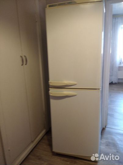 Холодильник Стинол бу в хорошем состоянии