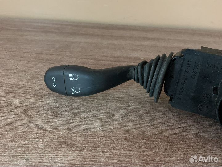 Переключатель подрулевой Scoda Felicia