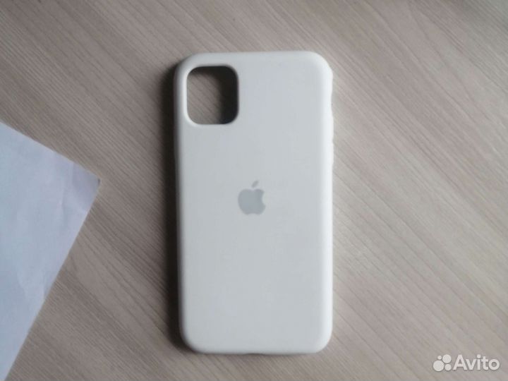 Чехол на iPhone 11 и выше