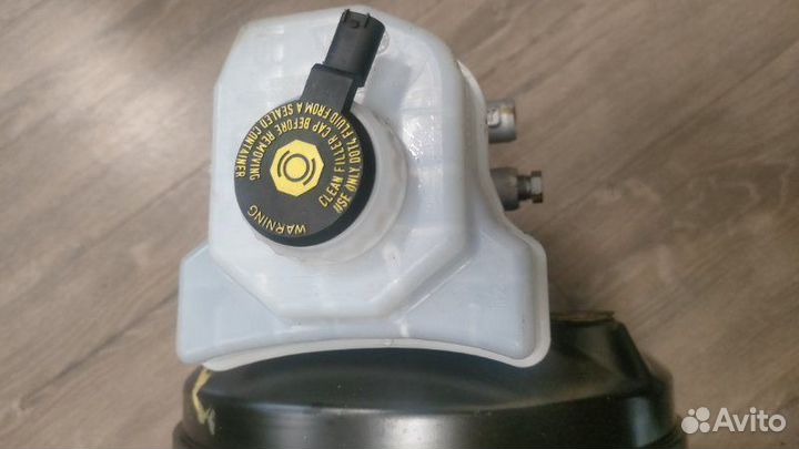 Вакуумный усилитель тормозов Land Rover Range