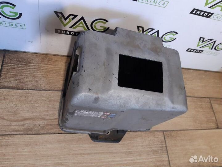 Короб аккумулятора Skoda Octavia Rs A4 (1U2) 1.8T