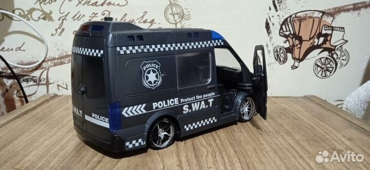 Машина на пульте управления