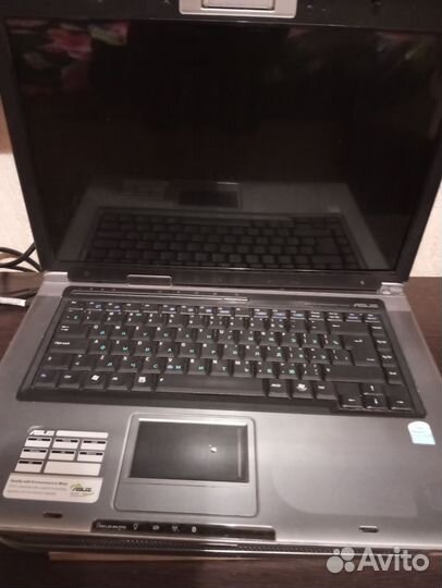 Ноутбук asus