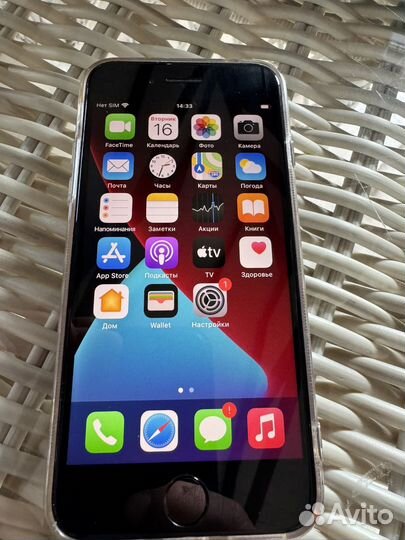 iPhone SE (2020), 64 ГБ