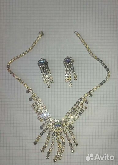 Колье и клипсы Чехословакия.Времен СССР