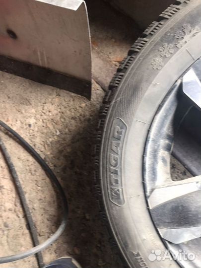 Колеса в сборе r17 зимние за 4 шт