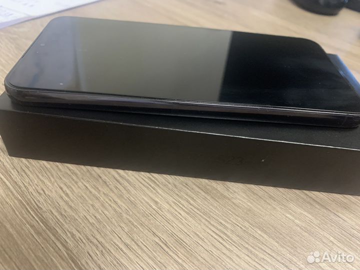 Samsung Galaxy S23+, 8/256 ГБ