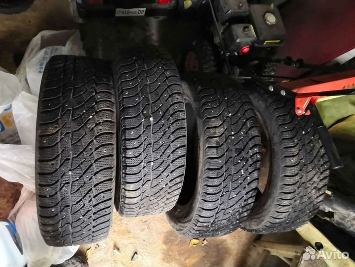 Viatti Bosco Nordico V-523 235/60 R18 103T