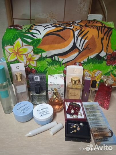 Духи Орифлейм,и эйвон