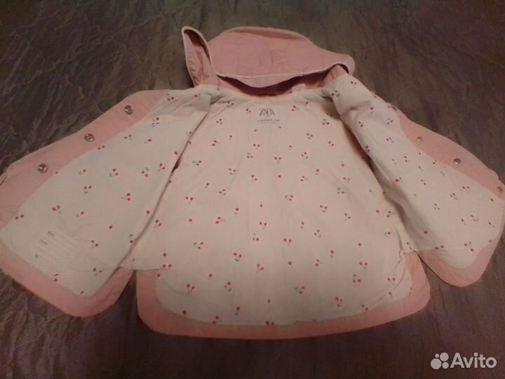 Плащик для девочки Zara