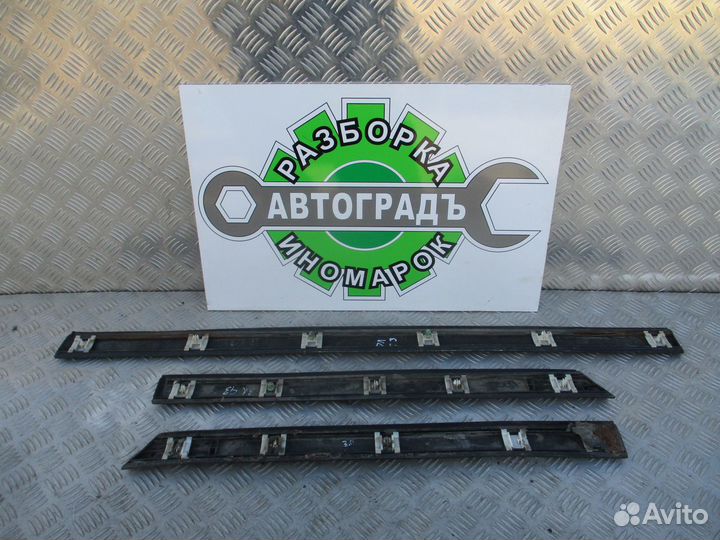 Молдинг двери Volkswagen Vento цена за штуку