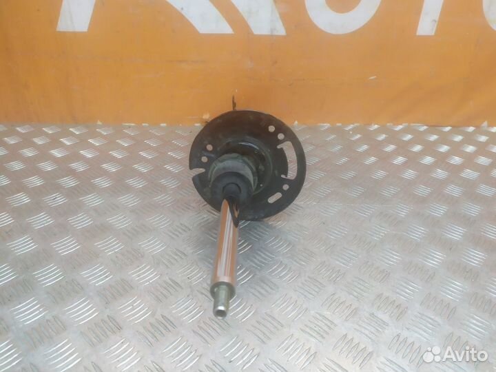 Стойка амортизатора передняя правая Mazda Cx-5 1