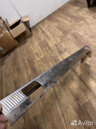 Накладка багажника (хром) Audi A6C4