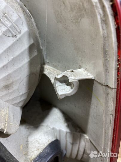 Фонарь задний левый VW Touran Арт. 111113