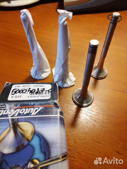 Выпускные клапана Audi 80 100. Vw Golf Passat Дизе